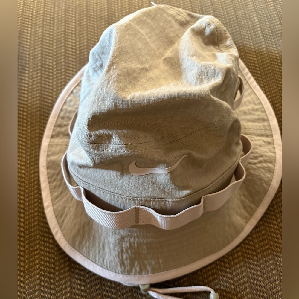 Nike Tan Bucket Hat with Logo